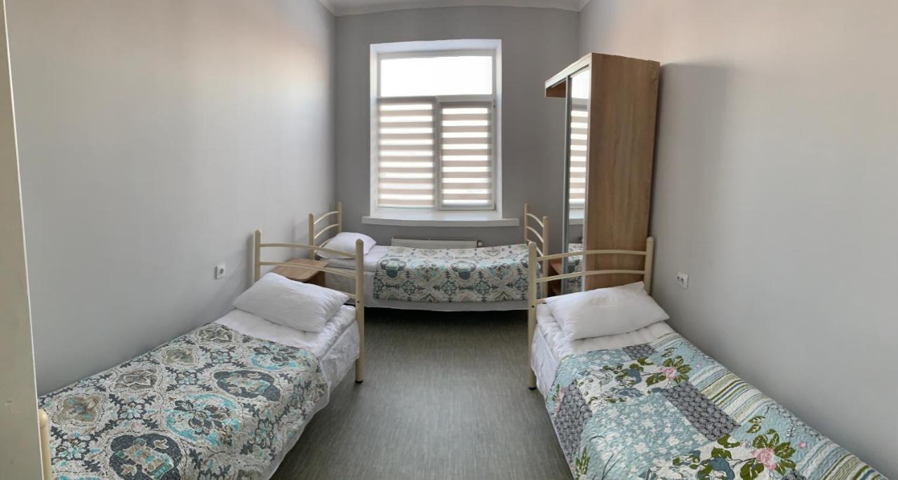 Good Rest Hostel Chemerivtsi Luaran gambar
